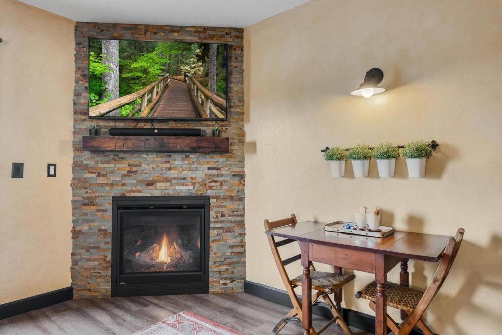 The Rustic Suite - Main Street Lodge In 柏林 外观 照片